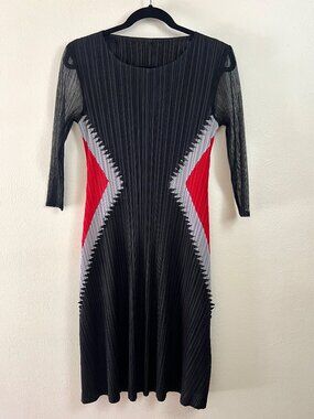 NWT MC Oasis Art-To-Wear "Volcano" Colorblock Stretch Long Sleeves Midi Dress OS